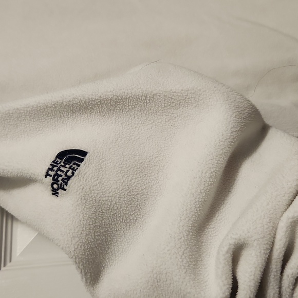 North Face Women's Large quarter zip pullover - Picture 4 of 6